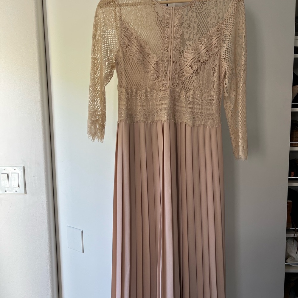 Zara Beige Lace dress. Ankle height